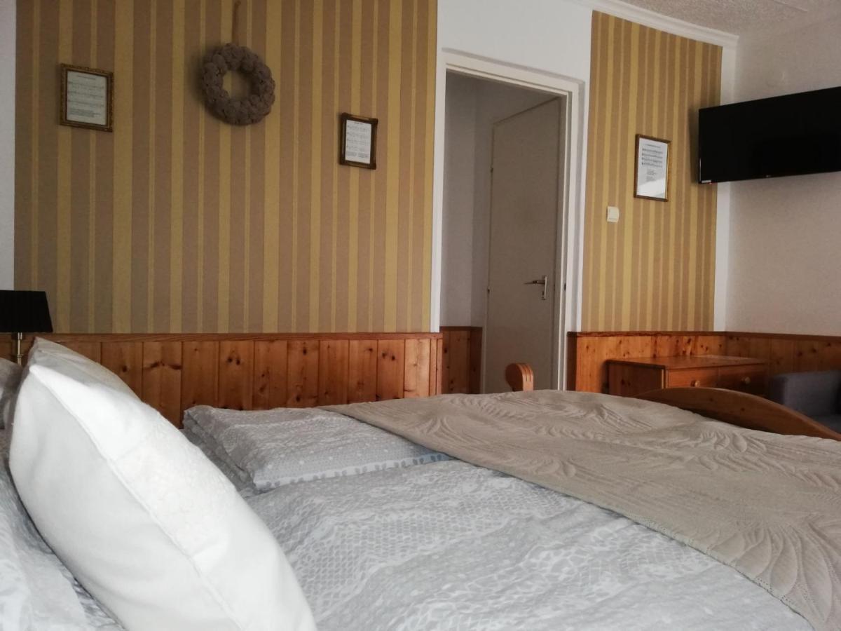 Bobita Apartmanhaz Szilvásvárad Eksteriør billede