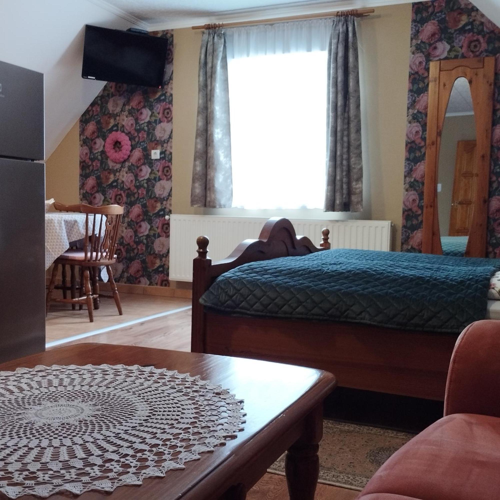 Bobita Apartmanhaz Szilvásvárad Eksteriør billede