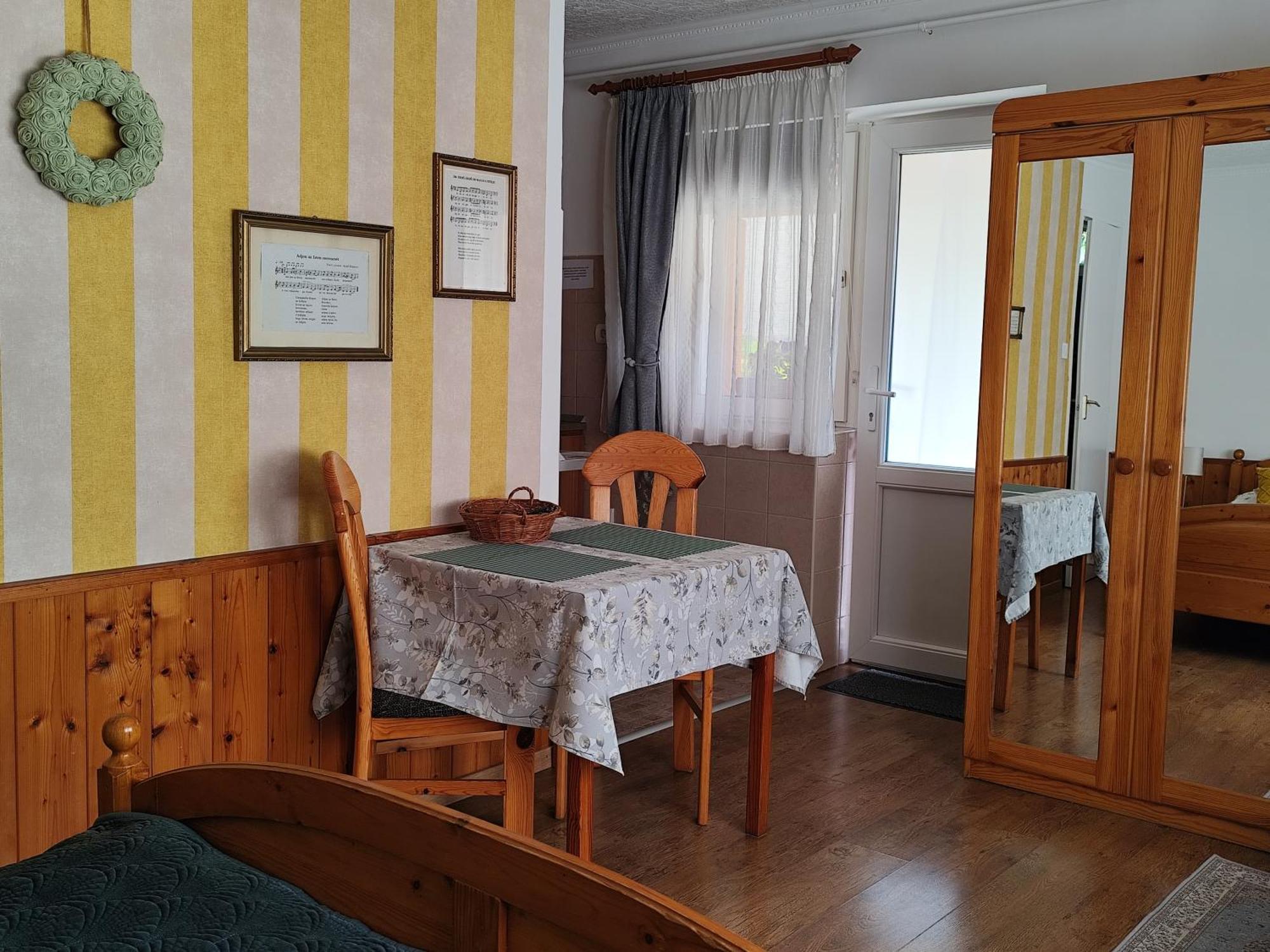Bobita Apartmanhaz Szilvásvárad Eksteriør billede